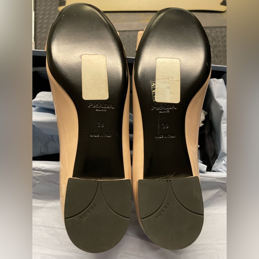 PRADA Patent Leather Buckle Loafers - Beige - size 39 - Picture 3 of 4